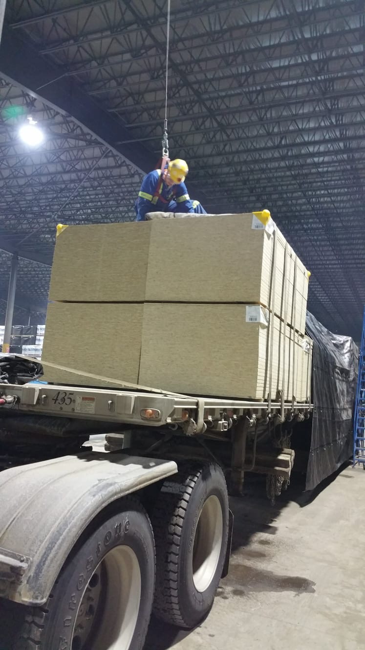 Loading a flatbed trailer